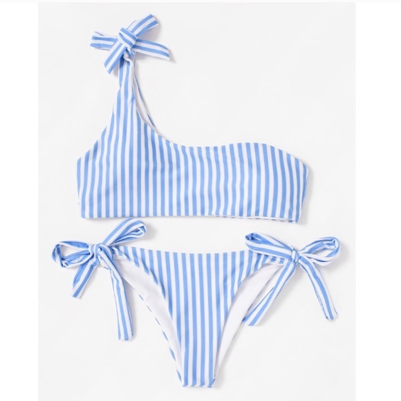 RESTOCK 🌺 One Shoulder seersucker Cheeky bikini - Picture 4 of 5